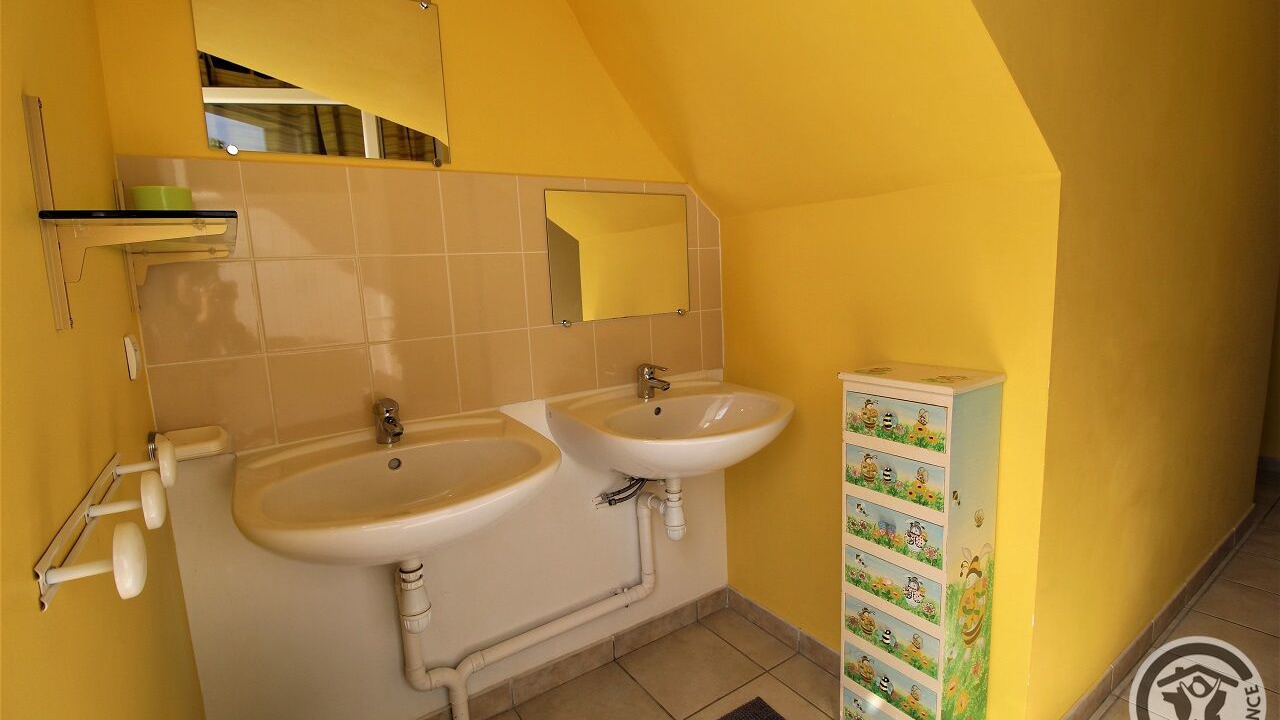 Photo of Bathroom in Quincie-en-Beaujolais