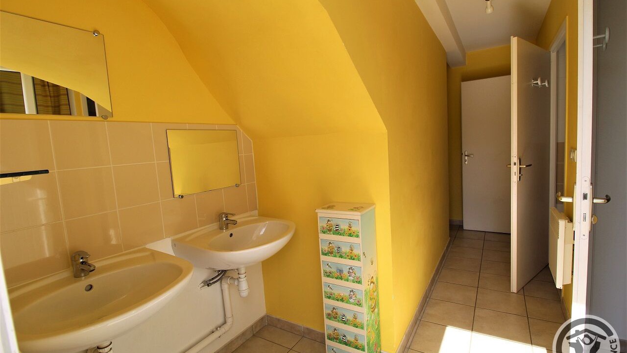 Photo of Bathroom in Quincie-en-Beaujolais