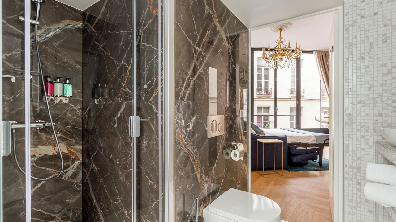 Photo of Bathroom in Quartier du Mail