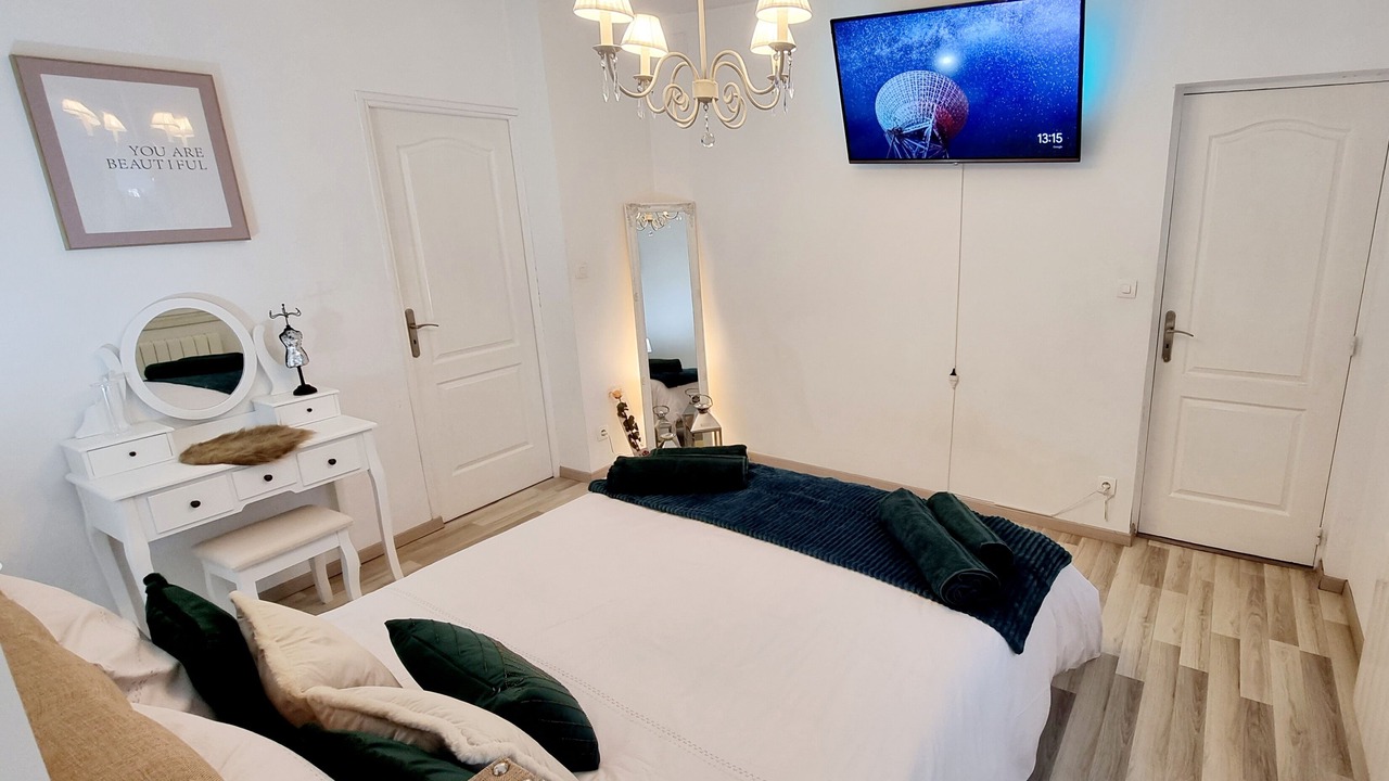 Photo of Bedroom in Cambrai