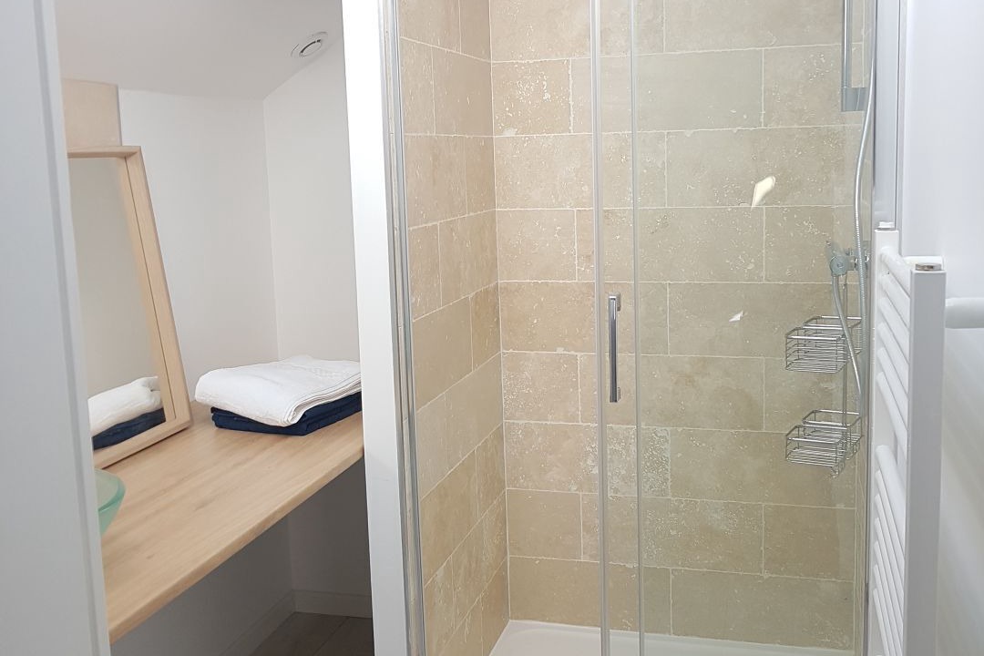 Photo of Bathroom in Draveil