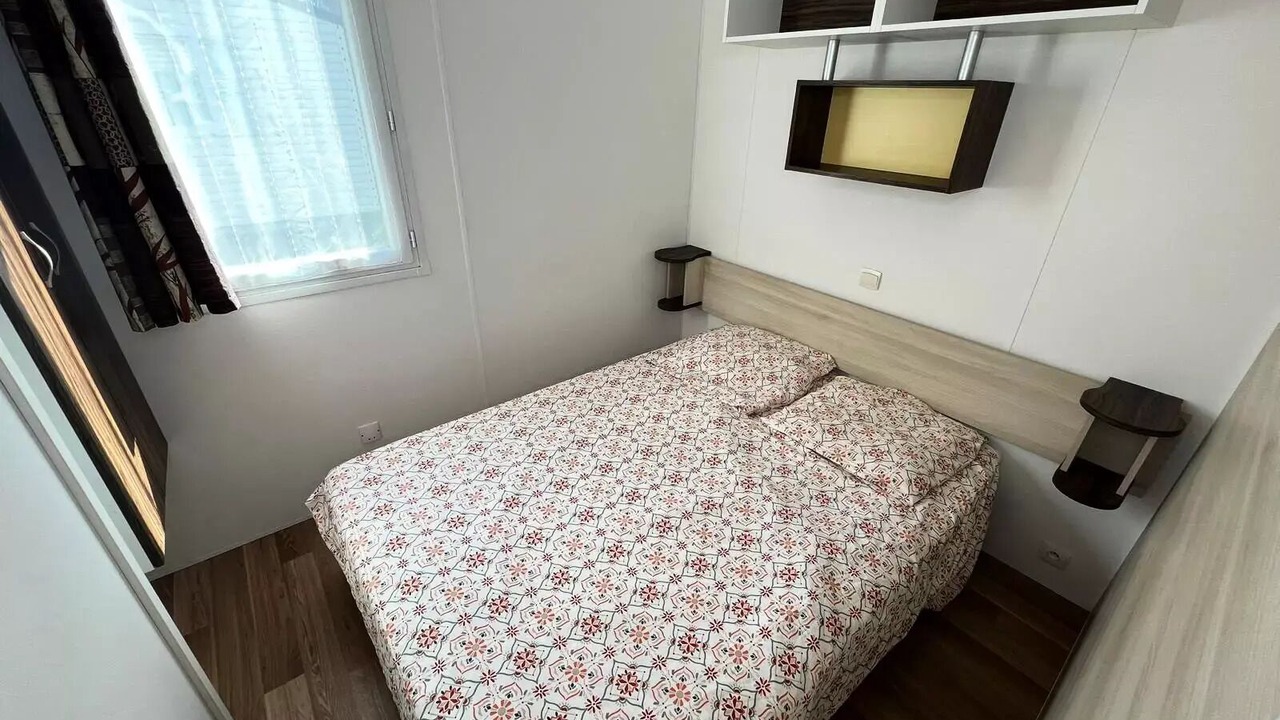 Photo of Bedroom in Leval
