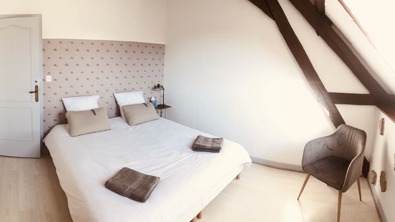 Photo of Bedroom in Avallon