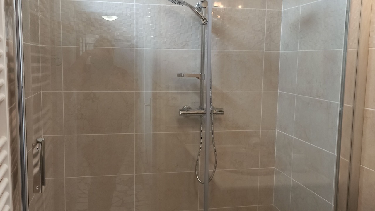 Photo of Bathroom in Venon