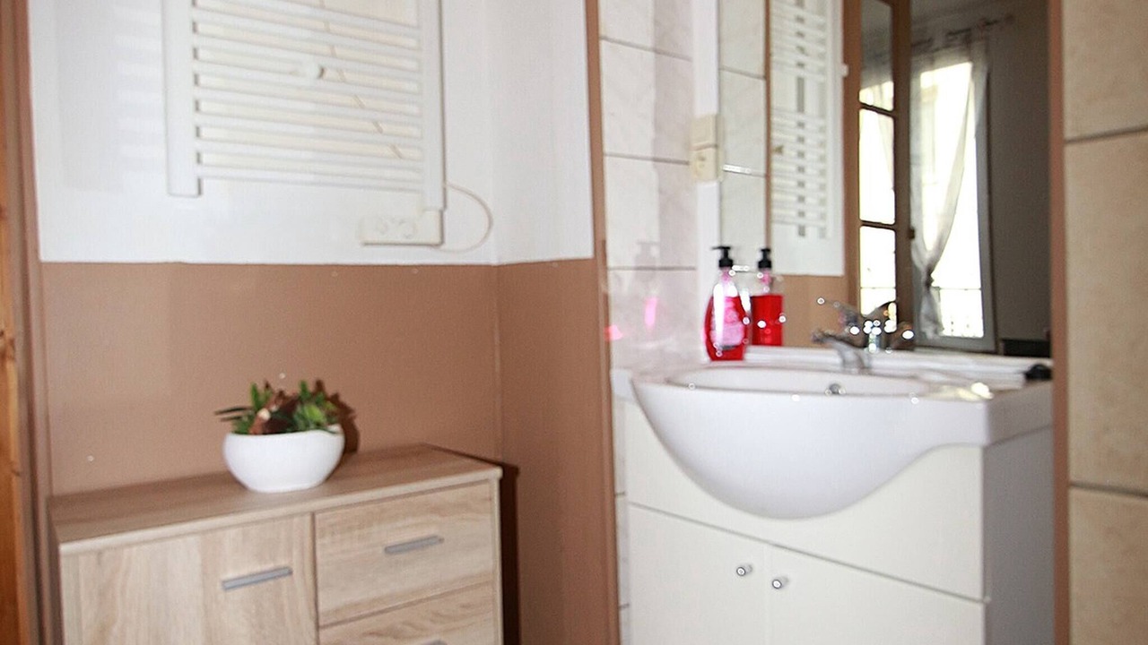 Photo of Bathroom in La Fere