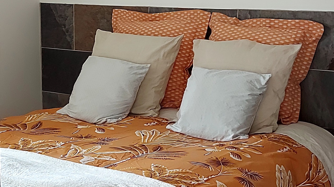 Photo of Bedroom in Saint-Michel-Tubœuf
