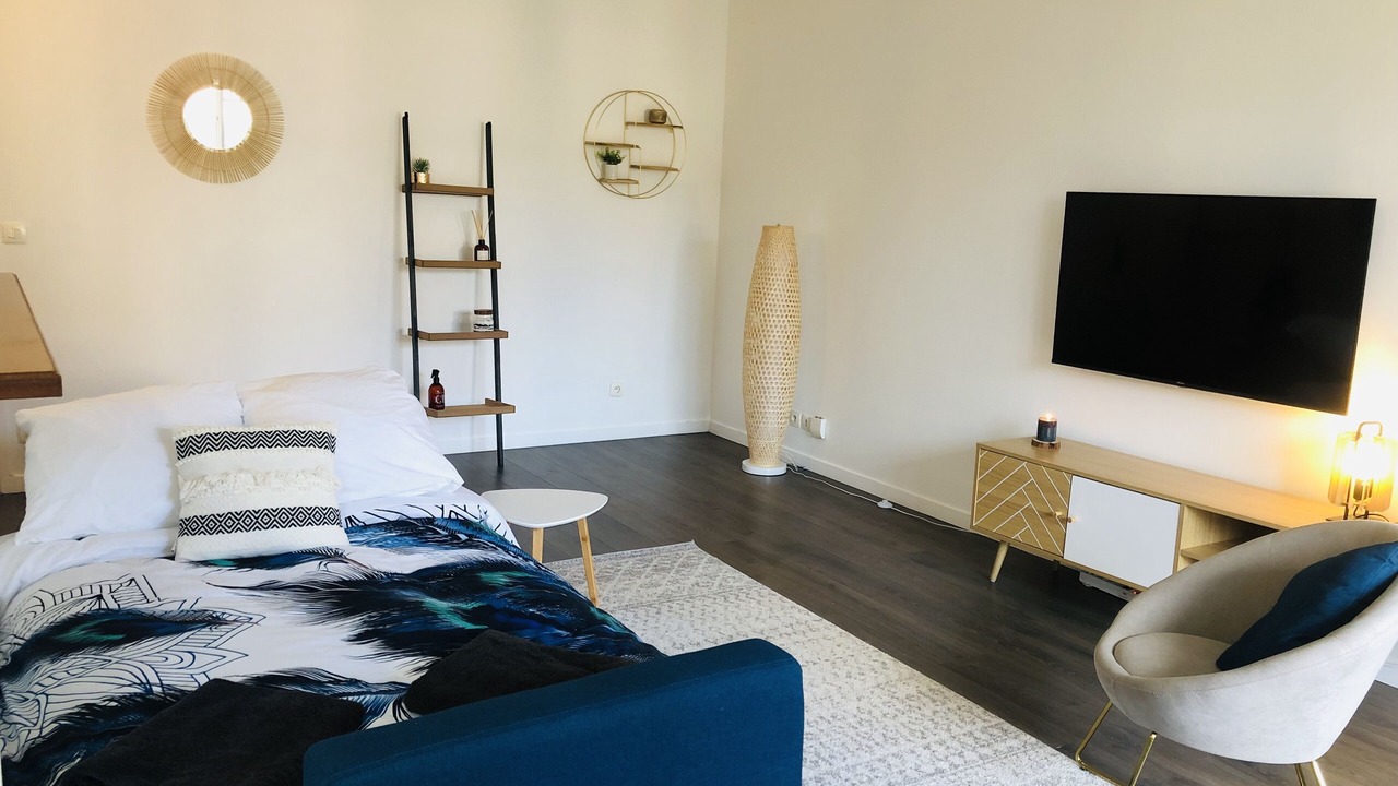 Photo of Bedroom in Magny-le-Hongre