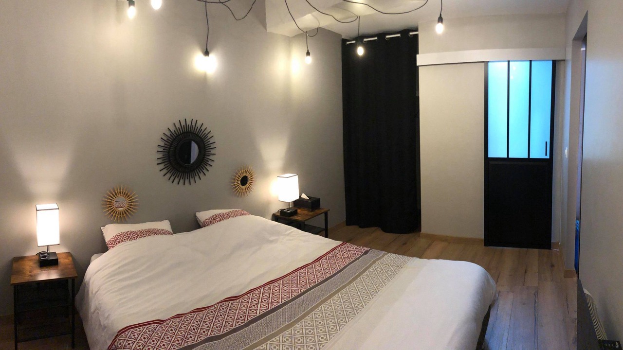 Photo of Bedroom in Semur-en-Auxois