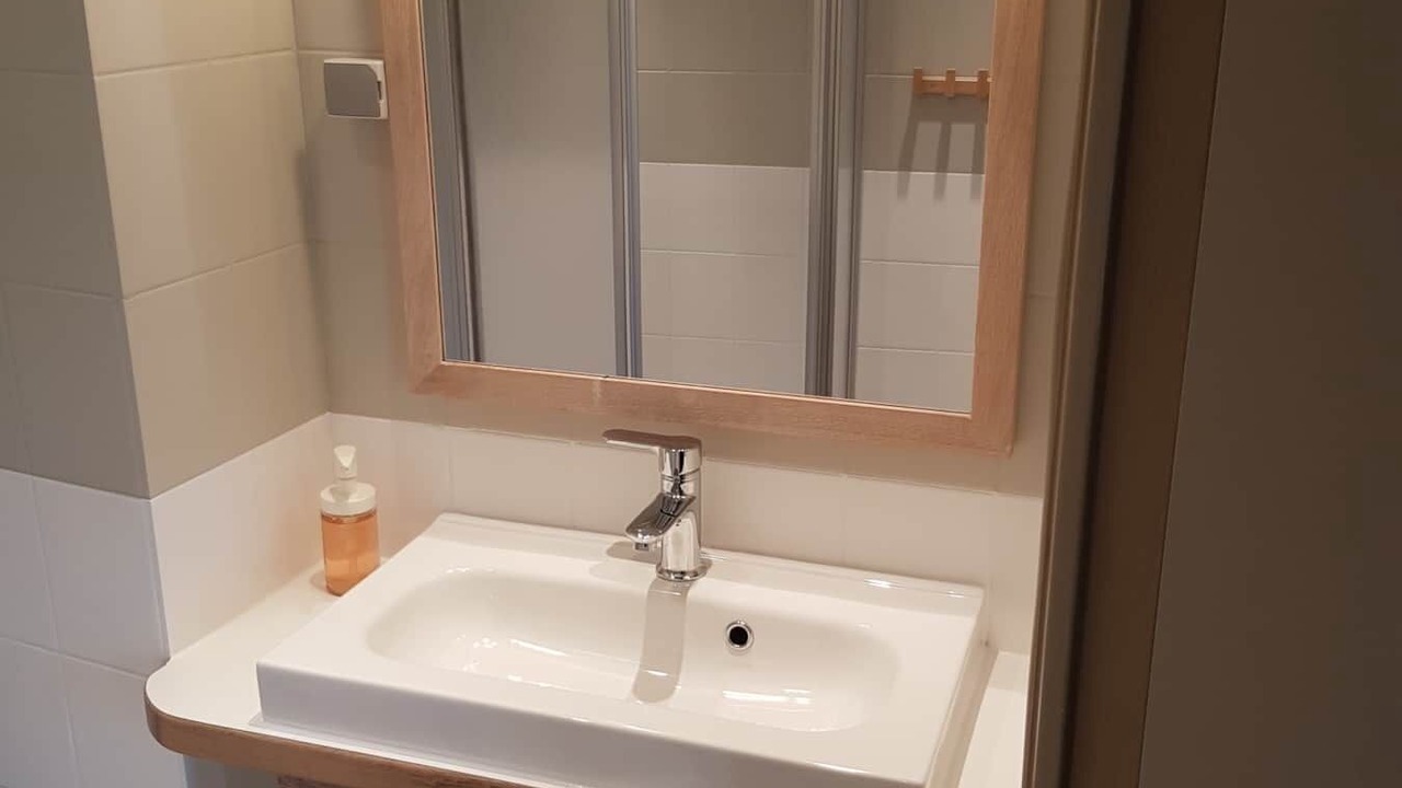 Photo of Bathroom in Ennezat