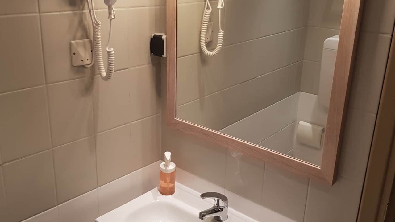 Photo of Bathroom in Ennezat