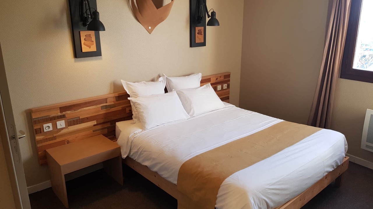 Photo of Bedroom in Ennezat