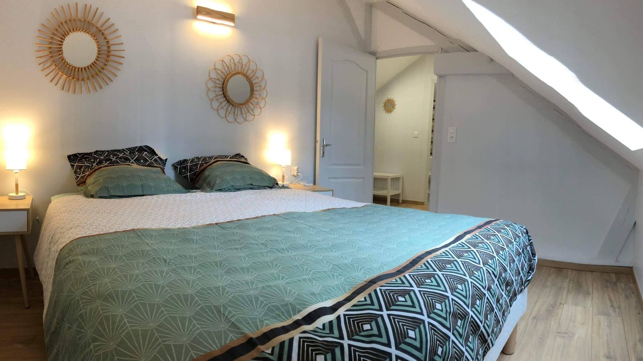 Photo of Bedroom in Montbard