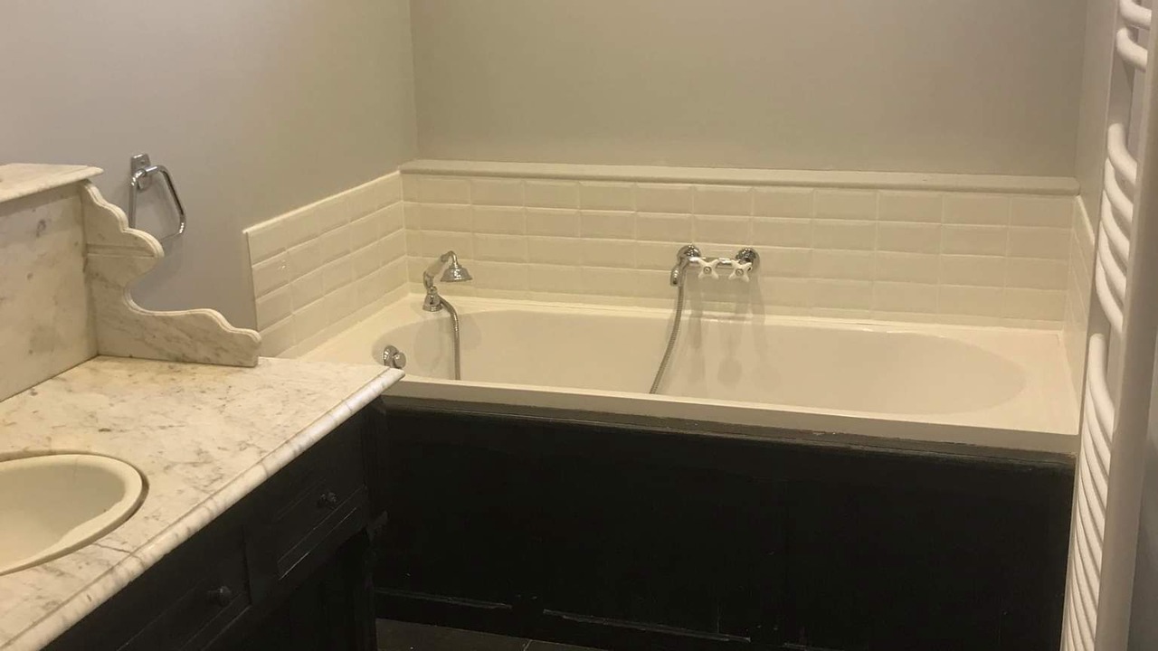 Photo of Bathroom in Ellecourt