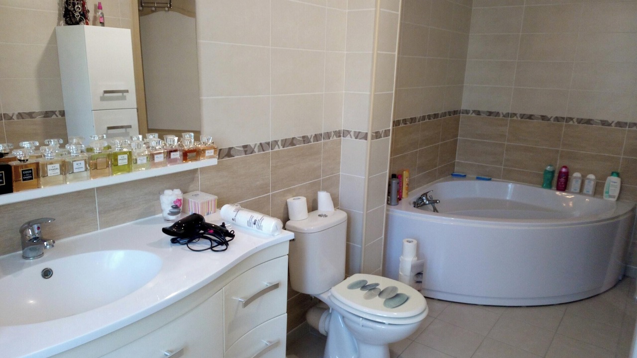 Photo of Bathroom in Le Mee-sur-Seine