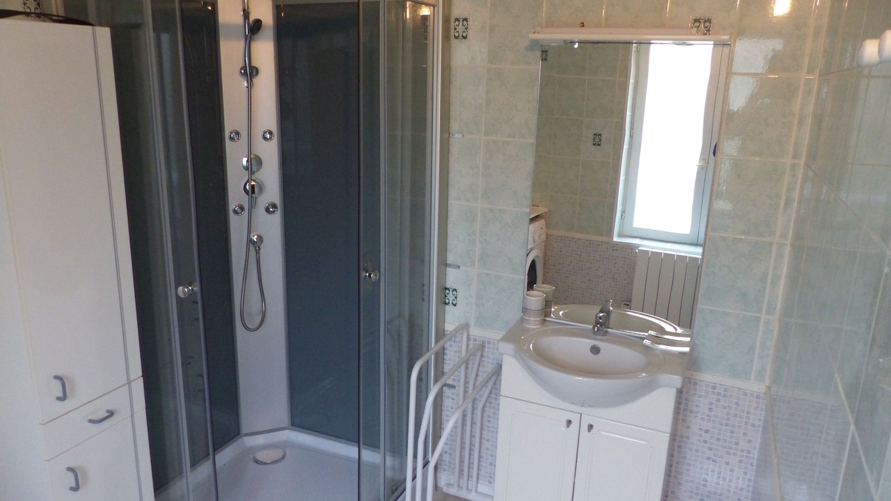 Photo of Bathroom in Blangy-sur-Bresle