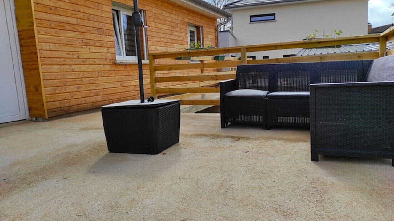 Photo of Patio Balcony in Givonne