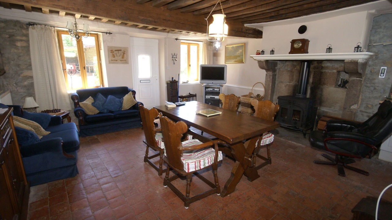 Photo of Livingroom in Dun-les-Places