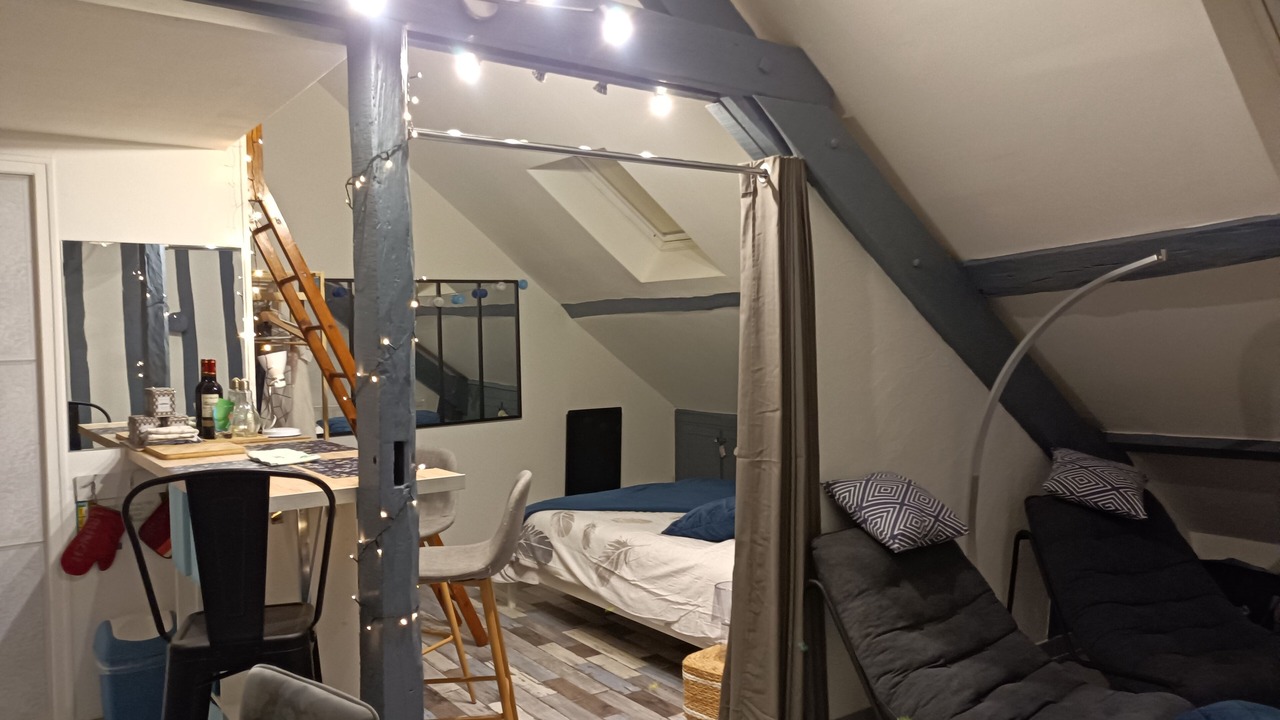 Photo of Bedroom in Montargis