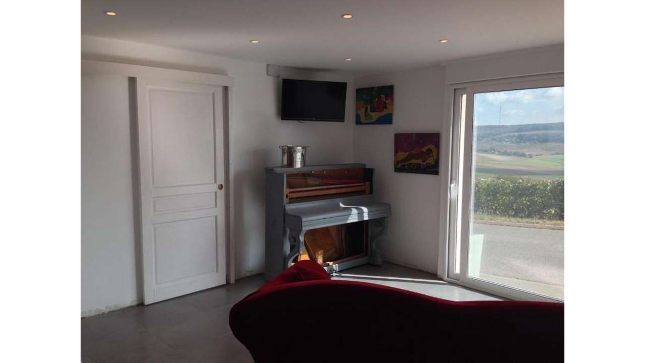 Photo of Livingroom in Fleury-la-Riviere