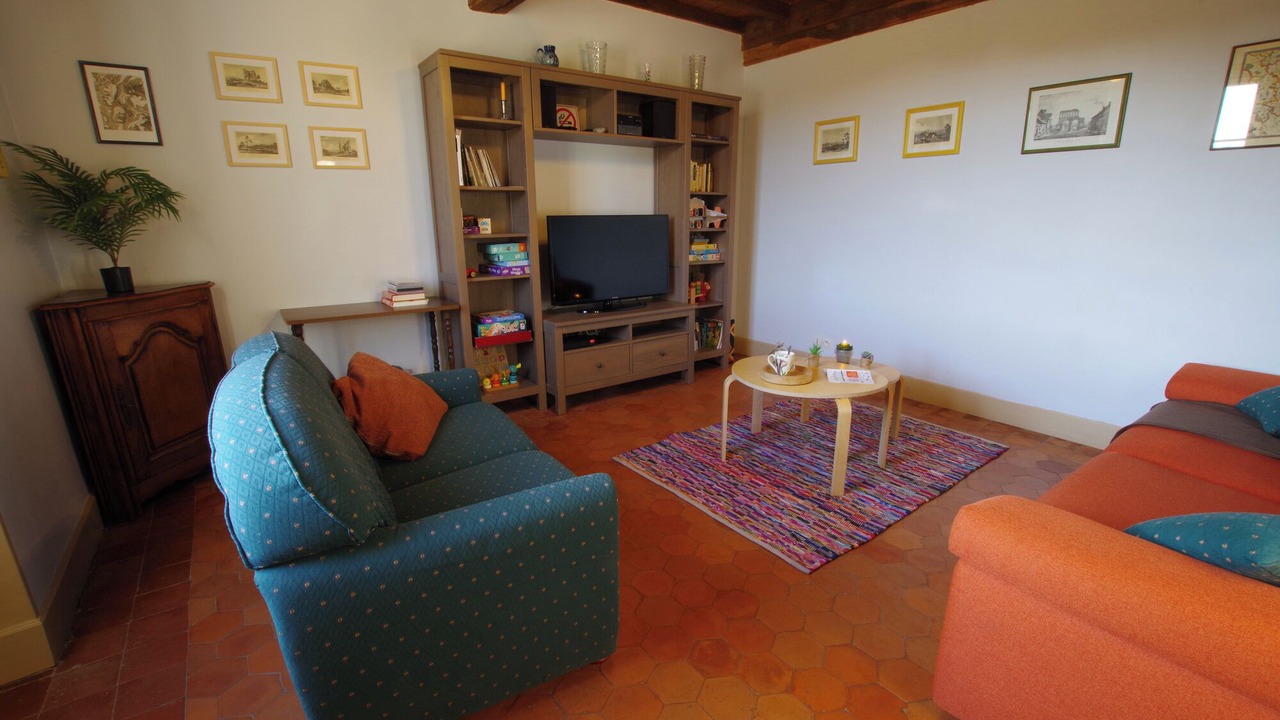 Photo of Livingroom in Chardonnay