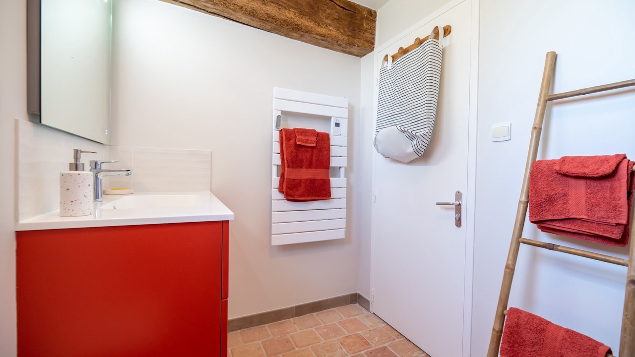 Photo of Bathroom in Chenehutte-Treves-Cunault