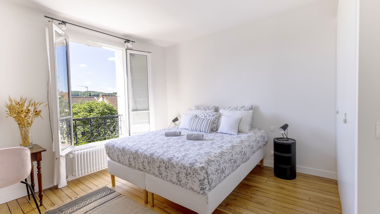 Photo of Bedroom in Sevres