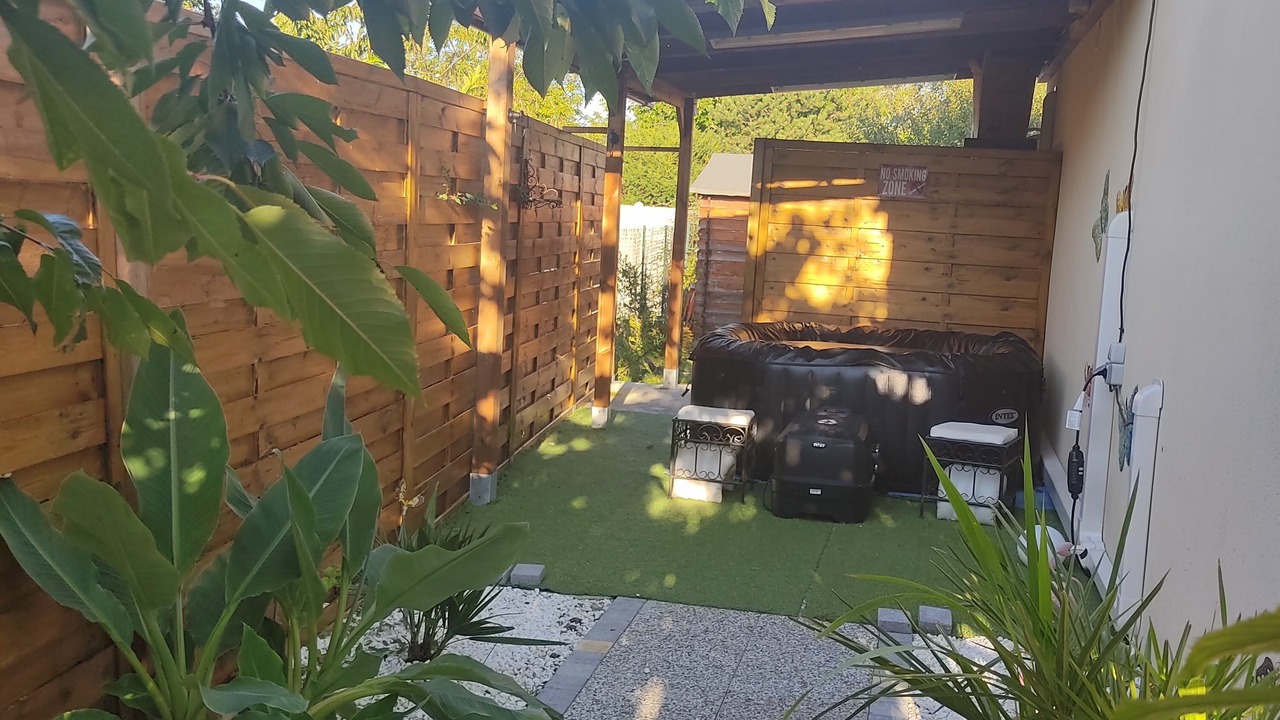 Photo of Patio Balcony in Moret-Loing-et-Orvanne