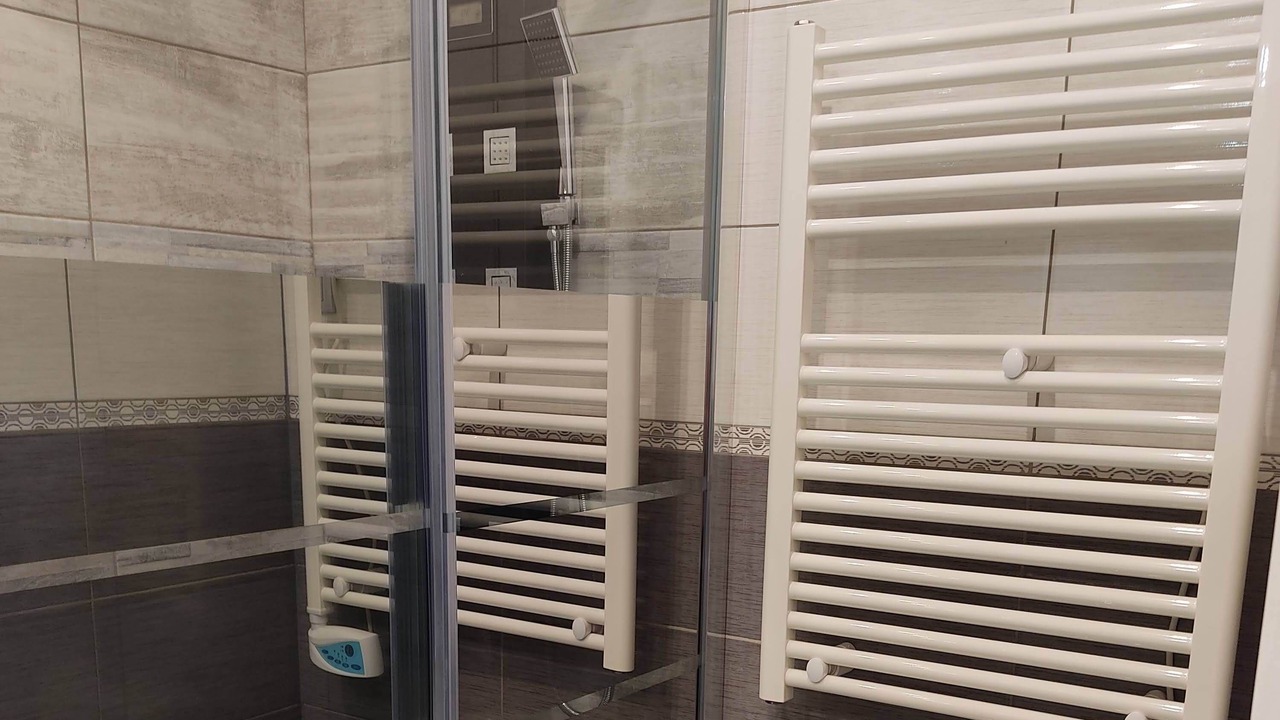 Photo of Bathroom in Moret-Loing-et-Orvanne