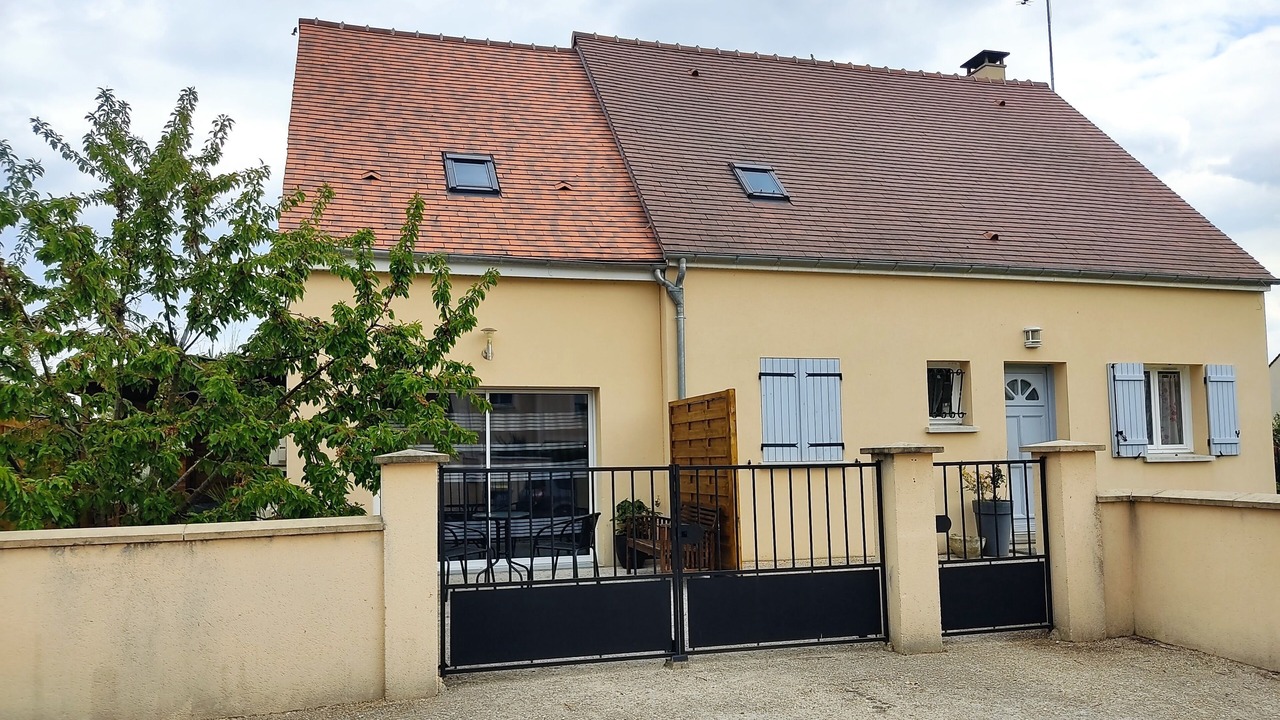 Photo of Outdoor in Moret-Loing-et-Orvanne