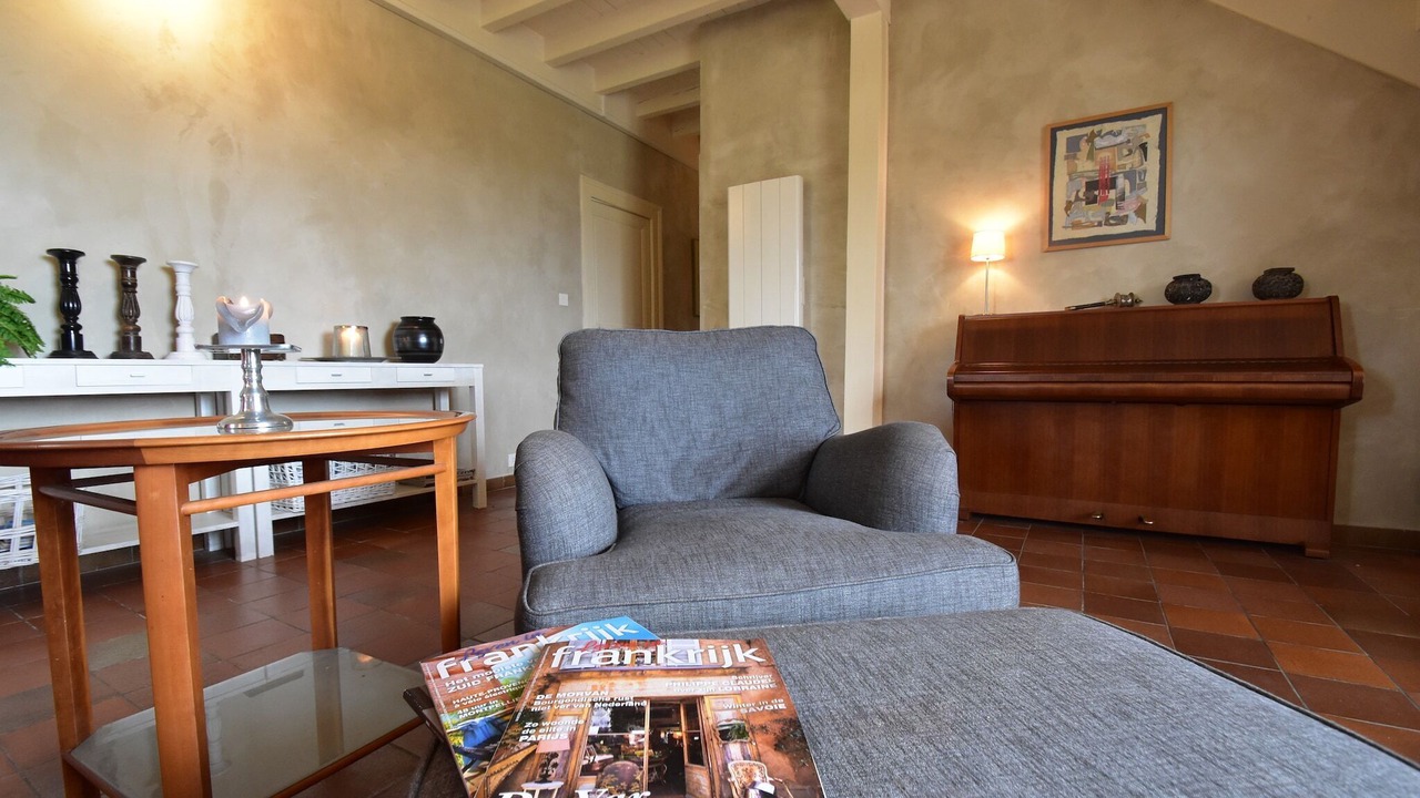 Photo of Livingroom in Charrin