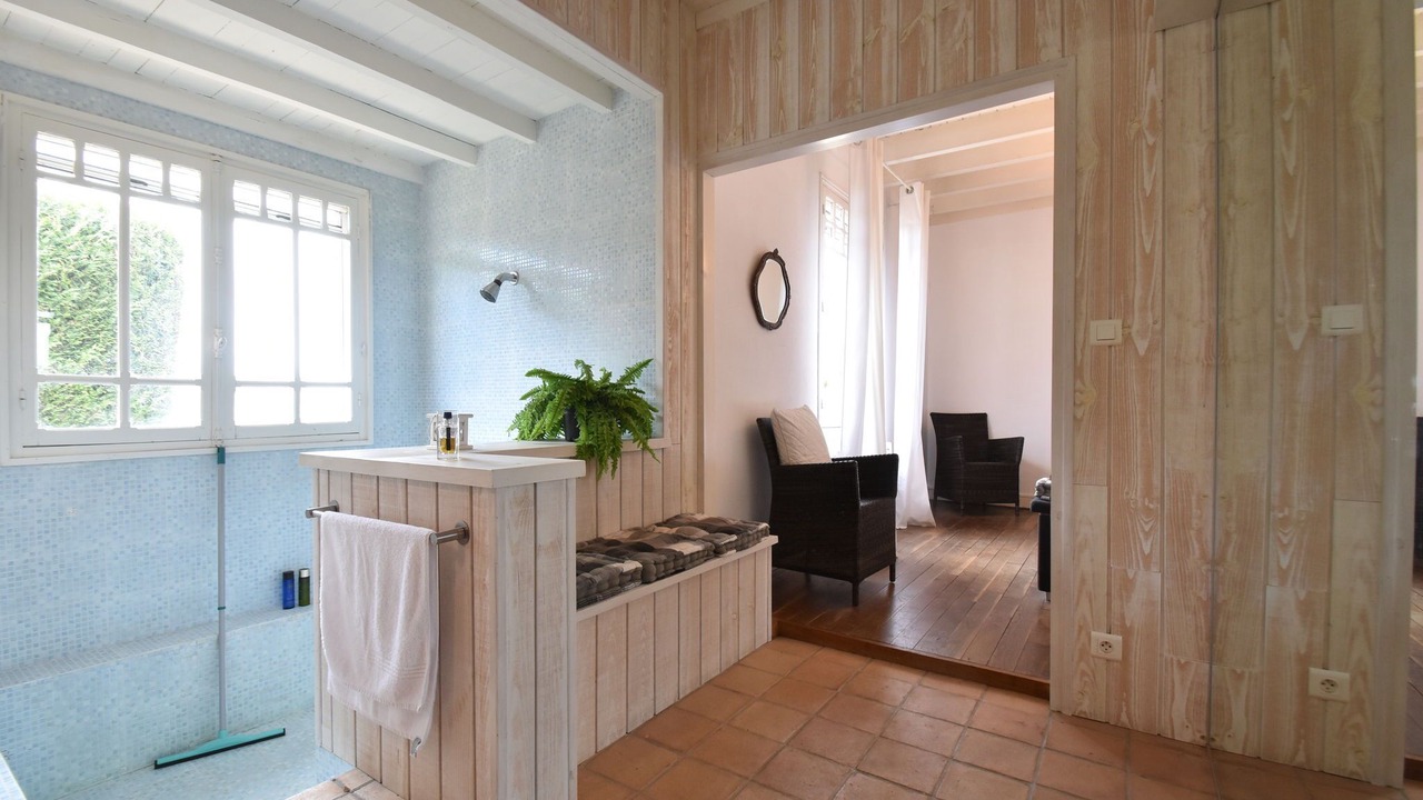 Photo of Bathroom in Charrin