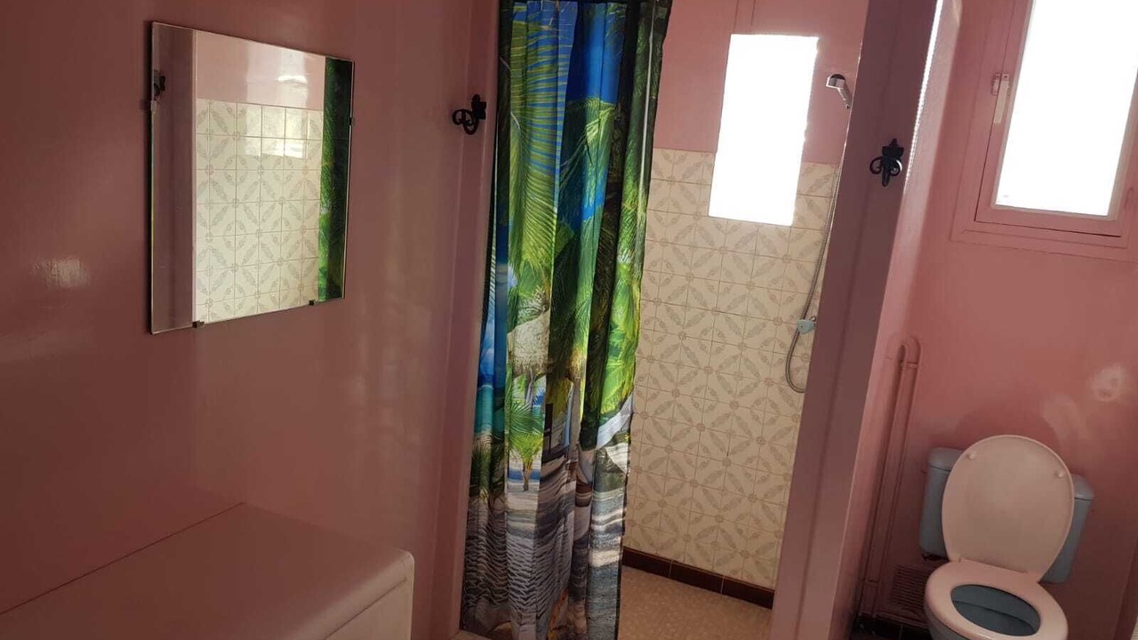Photo of Bathroom in Chatillon en Bazois