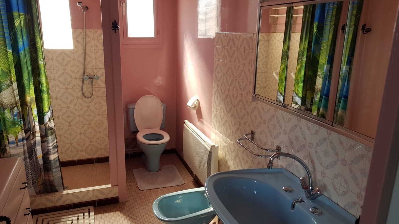Photo of Bathroom in Chatillon en Bazois