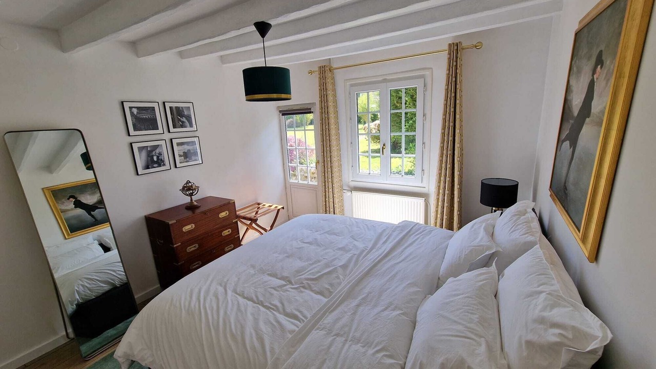 Photo of Bedroom in Canouville