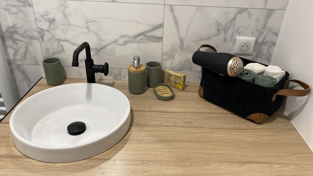 Photo of Bathroom in Epernay