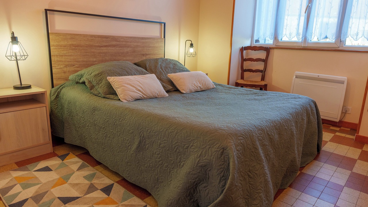 Photo of Bedroom in Saint-Germain-des-Champs