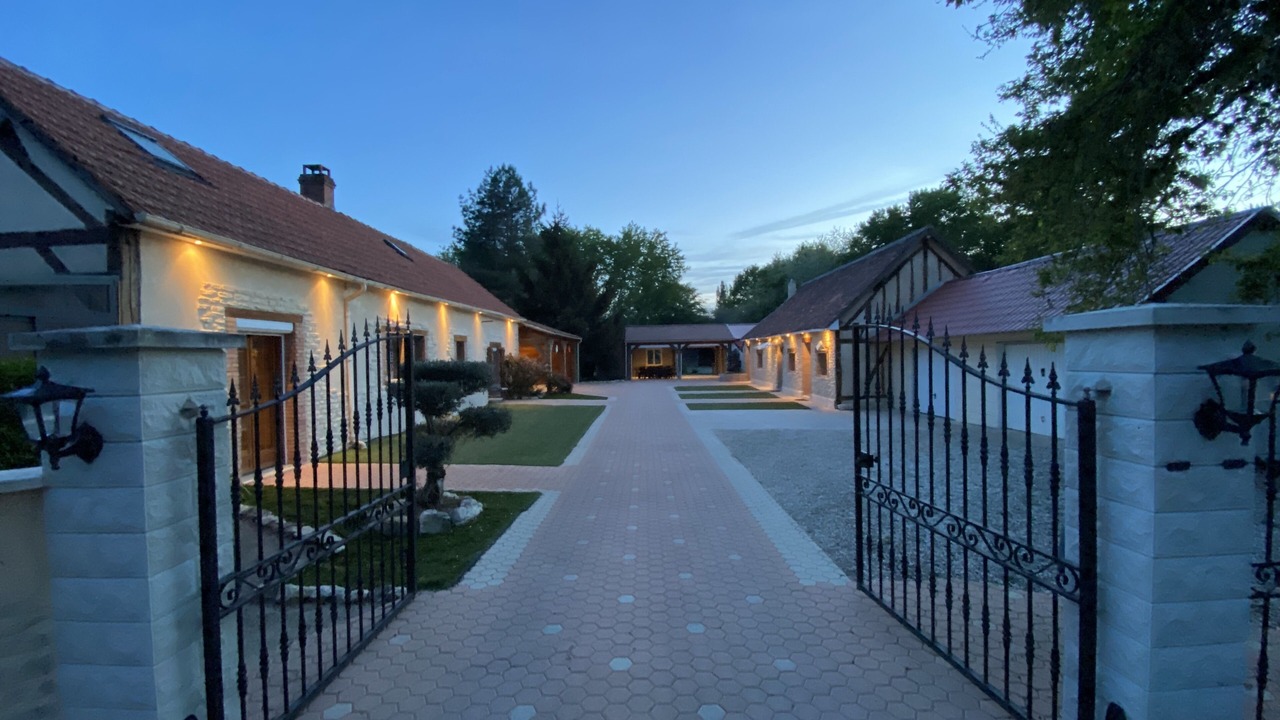 Photo of Outdoor in Varennes-Changy