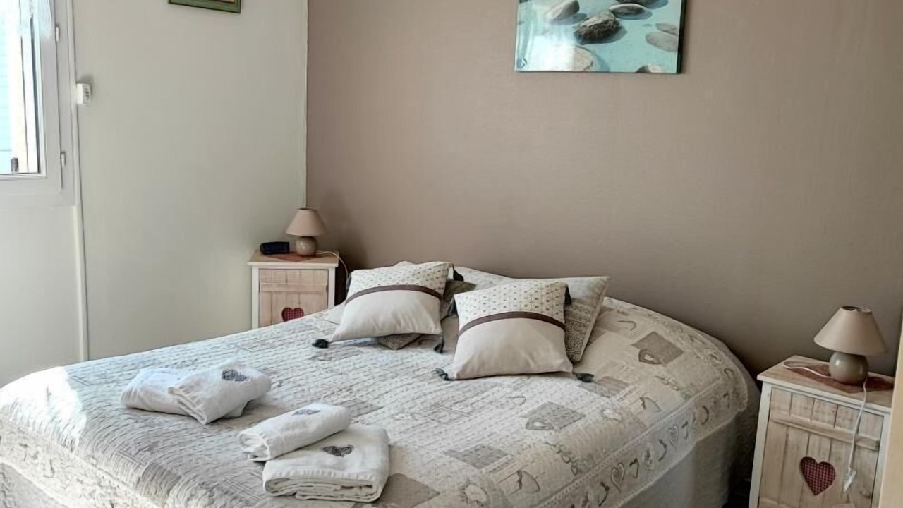 Photo of Bedroom in Hesdigneul-les-Boulogne