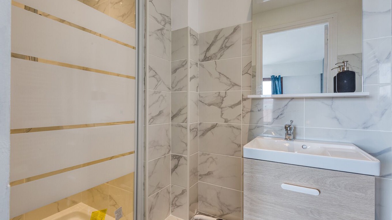Photo of Bathroom in Lille Centre Ville