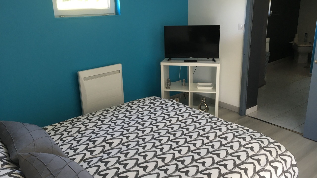 Photo of Bedroom in Saint-Seine-en-Bache