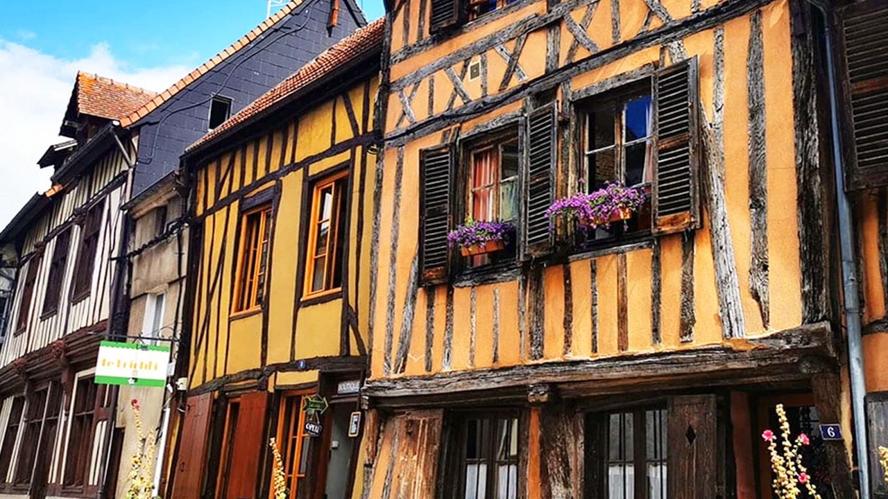 Photo of Outdoor in Bois-Jerome-Saint-Ouen