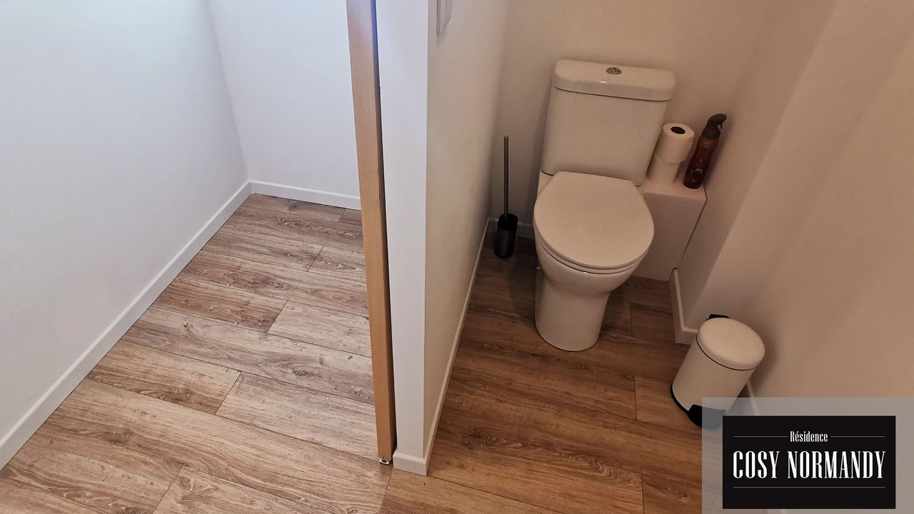 Photo of Bathroom in Bois-Jerome-Saint-Ouen