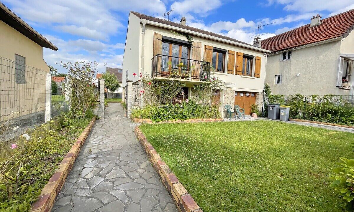 Photo of Outdoor in Tremblay-en-France