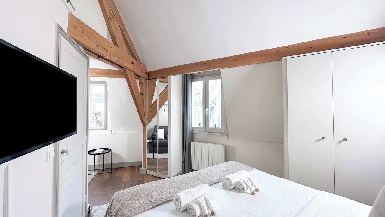 Photo of Bedroom in Sorbonne