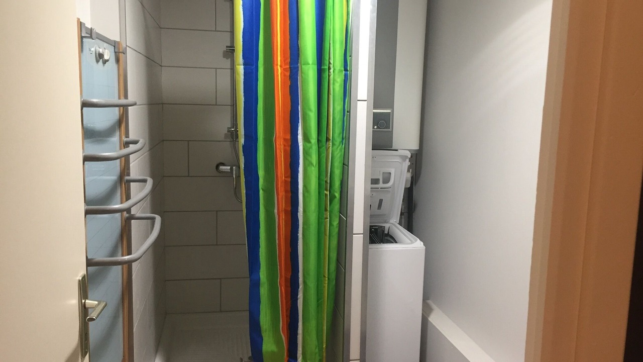 Photo of Bathroom in Armentieres