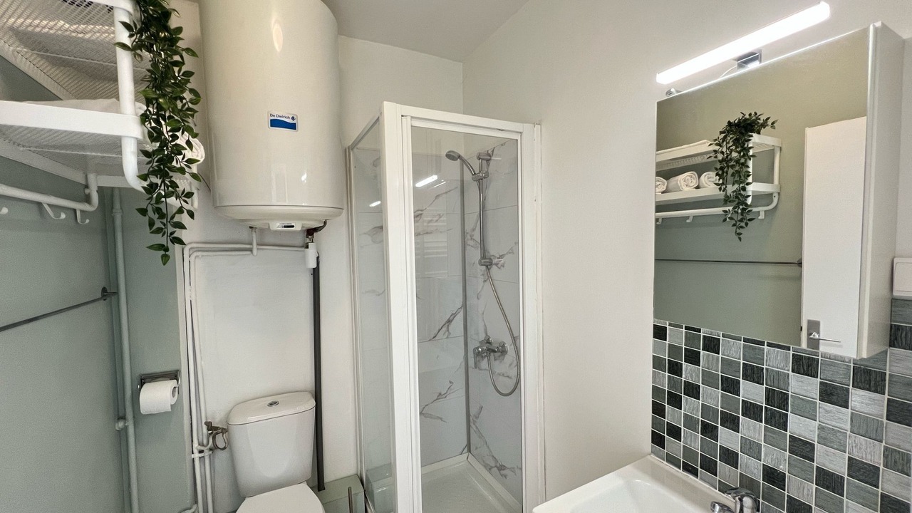 Photo of Bathroom in Port