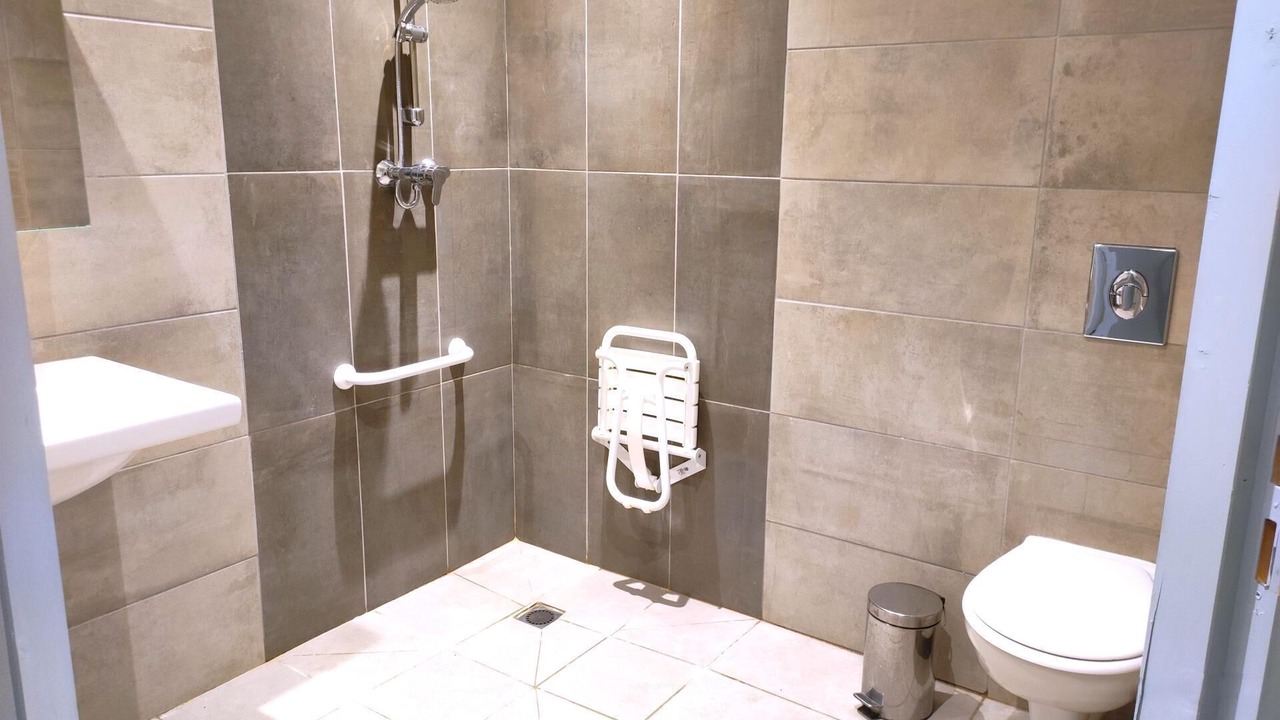 Photo of Bathroom in Douzy