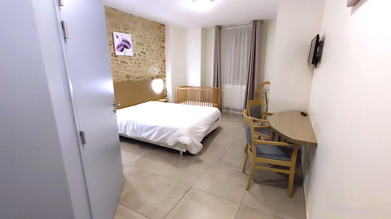 Photo of Bedroom in Douzy