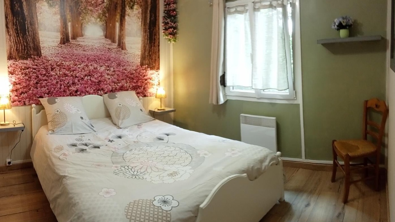 Photo of Bedroom in Saint-Jean-aux-Bois