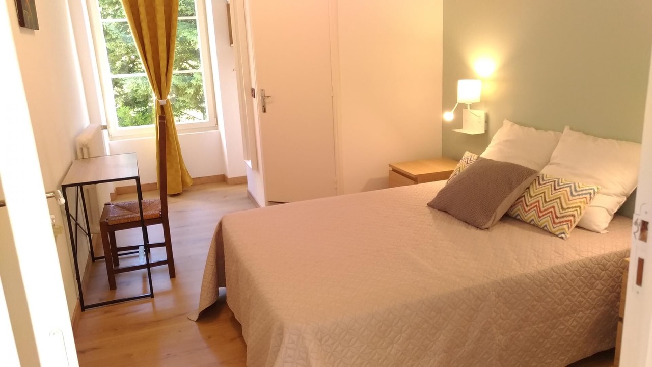 Photo of Bedroom in Leffincourt